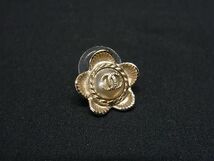 1円 ■美品■ CHANEL シャネル ココマーク B17V パール 花 フラワー 片耳のみ ピアス アクセサリー レディース ゴールド系 FA6249_画像1