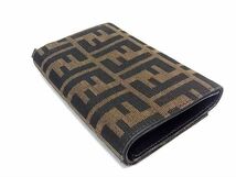 1円 ■美品■ FENDI フェンディ ズッカ柄 キャンバス 二つ折り 財布 ウォレット 小銭入れ 札入れ メンズ ブラウン系 AX6760_画像2