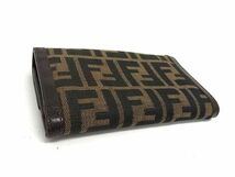 1円 ■極美品■ FENDI フェンディ ズッカ柄 キャンバス×レザー ホック 三つ折り 財布 ウォレット レディース メンズ ブラウン系 AW8124_画像2