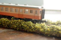 鉄道、建築模型　ジオラマ　　線路脇の菜の花（1本）_画像4