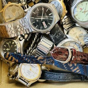 ☆1000円スタート☆ メーカー色々 ジャンク品 大量セット A まとめて 腕時計の画像3