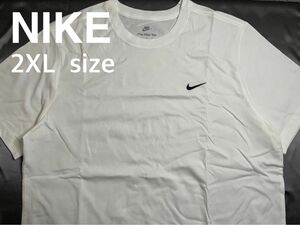 新品 2XL NIKE ナイキ 刺繍ロゴ Tシャツ 白黒 シンプルT