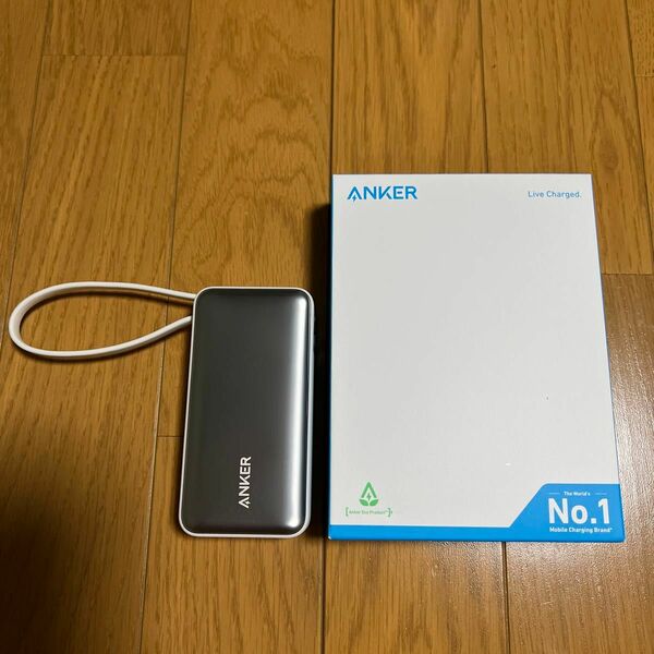 Anker Nano Power Bank(30w Built-in USB-C Cable) ホワイト　モバイルバッテリー