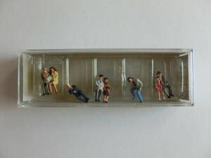 p riser HO scale 1/87 figure row car ... seat .... passenger's product number 10384