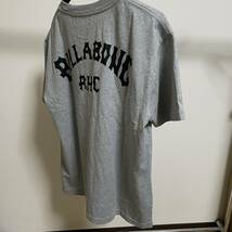 RHC × BILLABONG Logo Tee【Lサイズ】ロゴティー 半袖Tシャツ グレー 灰色 ビラボン RHCロンハーマン別注 バックロゴ ポケットT【新品】_画像9