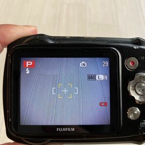 ●難あり FUJIFILM FinePix XP100-K 富士フィルム デジタルカメラ デジカメ 防水 送料無料 D2131の画像9