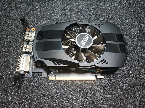 ASUS GeForce GTX1050Ti 補助電源不要
