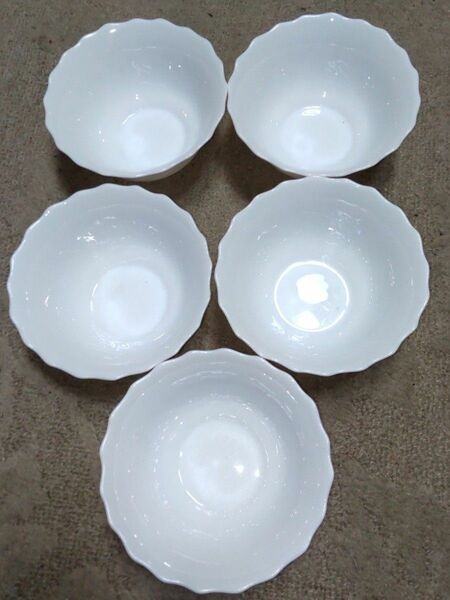 アルコパル ミルクガラス 白い小鉢 5個