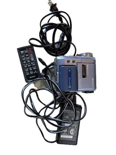 Handycam DCR-PC105K ジャンク品