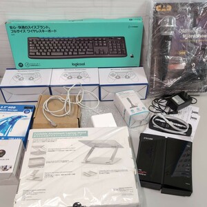 ③ PC peripherals together consumer electronics keyboard Mike peripherals Junk 