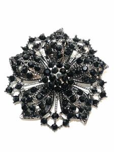 Rhinestone Brooch 877