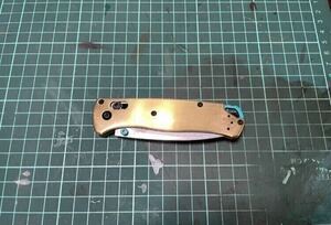 Benchmade 535 ナイフ 。ベンチメイド 登山 釣り キャンプ ブッシュクラフト クマ対策 護身用 狩猟 鹿狩 猪狩 熊狩