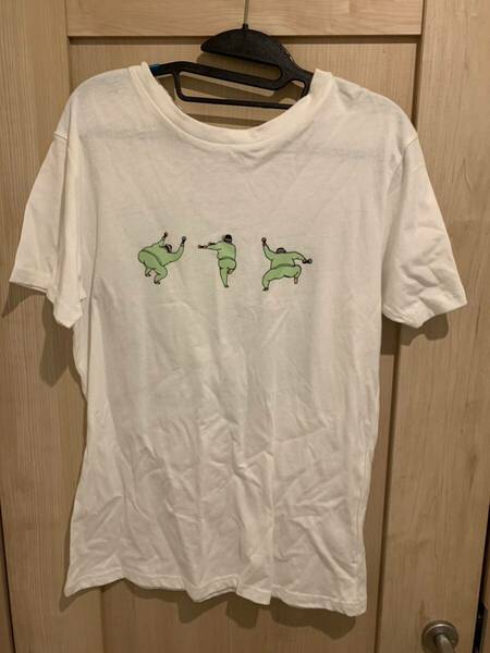 まめきちまめこ　Tシャツ　Mサイズ　缶バッジ付き　ドン・キホーテ　ドンキホーテ　