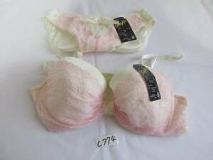 [C-774] off white × pink bra C75 shorts M set unused 