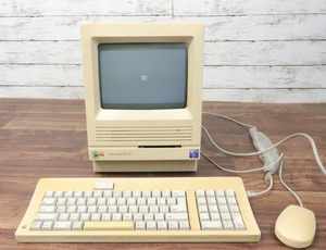 [to length ]Apple Apple Macintosh SE/30 Mac personal computer computer desk top electrification OK IA000IOB17