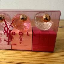 UTn826 Yves Saint Laurentイヴサンローラン ベビードール ストーリーズ ミニ香水セット 香水 フレグランス 現状品_画像3