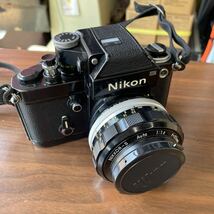 UTt505 ニコン Nikon F2 / NIKKOR-S f＝55mw ブラック ボディ レンズ フィルムカメラ 現状品_画像1