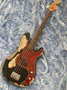 １円スタート売り切りエレキベース　BASS ジャンク扱いです