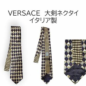 VERSACE ベルサーチ　大剣ネクタイ 柄　メディーサ