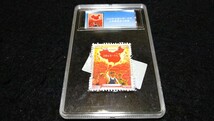 《委託販売 Y155》中国切手 山河一片紅 ケース入り切手１枚 詳細不明 未鑑定品_画像1