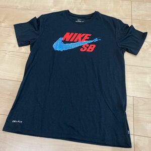 NIKE 半袖Ｔシャツ　Mサイズ