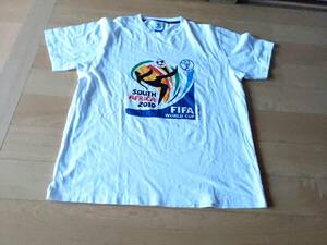 即決●送料無料 ★FIFA SOUTH AFRICA 2010 ワールドカップ WORLD CUP【半袖 Tシャツ メンズ S-M ホワイト