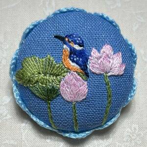  brooch hand made is s. leather semi lotus .. flowers and birds the first summer embroidery .... hand embroidery new goods 