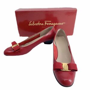 Salvatore Ferragamo サルヴァトーレフェラガモ パンプス サイズ7.5 