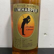 VV207 古酒 I.W.HARPER GOLD MEDAL 特級 ストレート バーボンウイスキー 760ml 43% BFAR I.W.HARPER ゴールドメダル_画像5