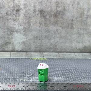 【MC-233】1/64 スケール リサイクルゴミ箱 緑 フィギュア ミニチュア ジオラマ ミニカー トミカ