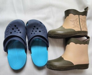 crocs