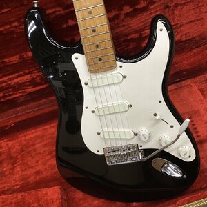 Fender USA Clapton Stratocaster/BLK( крыло Fender Stratocaster ... тонн ). Niigata магазин .