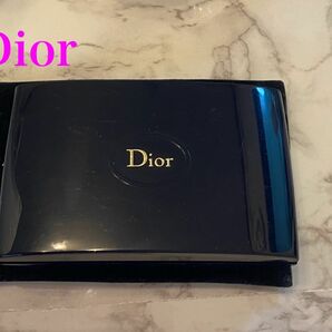 Dior メイクパレット　未使用　自宅保管品　ケースに擦れあり　