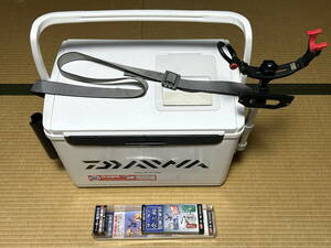 ** Daiwa RX SU 3200X cooler-box * низ вакуум panel термос сила выдающийся KEEP102*+CP keeper + первый .. кондиционер . Saburou маленький . три ступенчатый б/у товар **