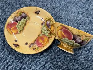  Aynsley cup & saucer o- tea -do Gold fruit . cup 