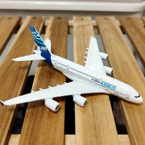 エアバス AIRBUS A380 航空機模型 1/400スケール 合金製