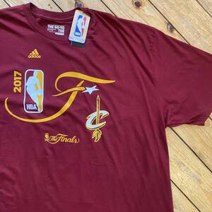 新品 adidas NBA キャバリアーズ Cleveland Cavaliers Tシャツ the goto tee 半袖 えんじ 2XLサイズ アメリカ仕入 スポーツ バスケ T2592