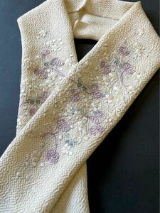  antique kimono * hand embroidery half collar .. plum . neckpiece Taisho romance silk kimono ... Nara shop 