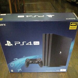 美品PlayStation4 Pro ジェット・ブラック 1TB CUH-7200BB01　純正コントローラー2個付き