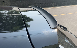 *在庫有即発送* 2014-2019 ポルシェ マカン Porsche Macan エアロ 未塗装の素地 リアスポイラー ルーフスポイラー BRS TYPE PVCの材質