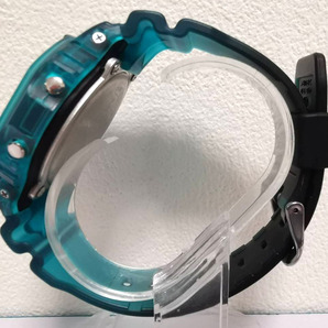 極美品 CASIO G-SHOCK DW-B5600G-2JF クリア ブルー デジタル クオーツ 腕時計■Gショック 箱など付属品ありの画像2