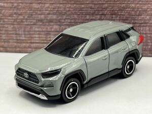 即決有★トミカ 81 トヨタ TOYOTA RAV4 ベトナム製★ミニカー