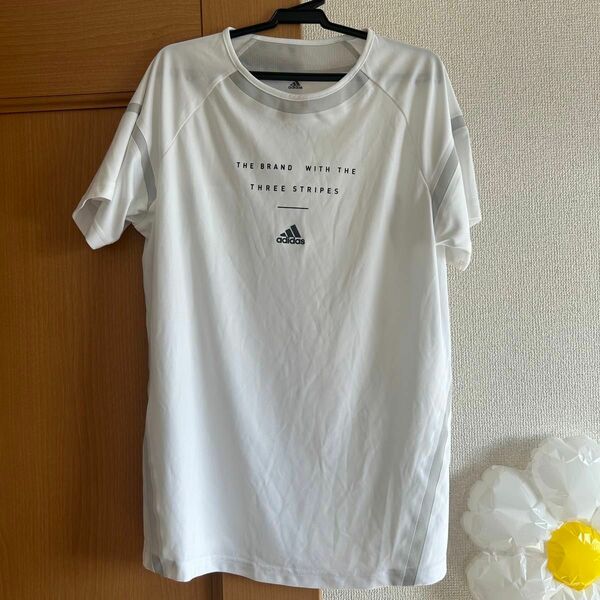 アディダス 半袖Tシャツ（Lサイズ）トレーニングウェア ランニングウェア