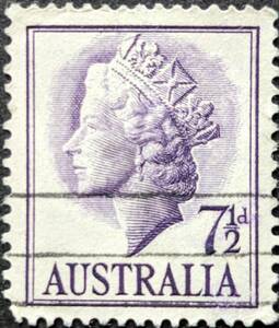 【外国切手】 オーストラリア 1957年11月13日 発行 エリザベス女王2世 - 新版 消印付き