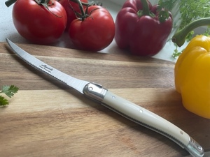  tomato knife white color Laguiolelagi all cutlery French. Pro purveyor laiyo-ru.... break 