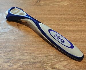 Schick シックハイドロ5　ベーシック　本体のみ