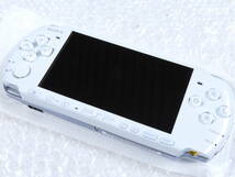 SONY　PSP-3000　ほぼ未使用　SONY　携帯ゲーム機　プレステ　パールホワイト_画像3