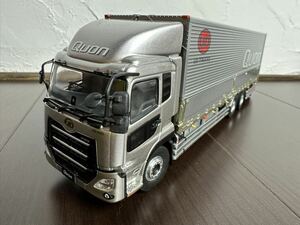 UDto Lux 1/43 silver Kyosho truck k on Quon kyosho