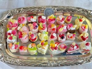 §§ miniature sweets set 32 piece § colorful cake deco parts doll house 