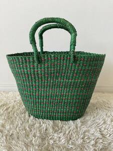  Strawberry Fields STRAWBERRY-FIELDS basket back green 